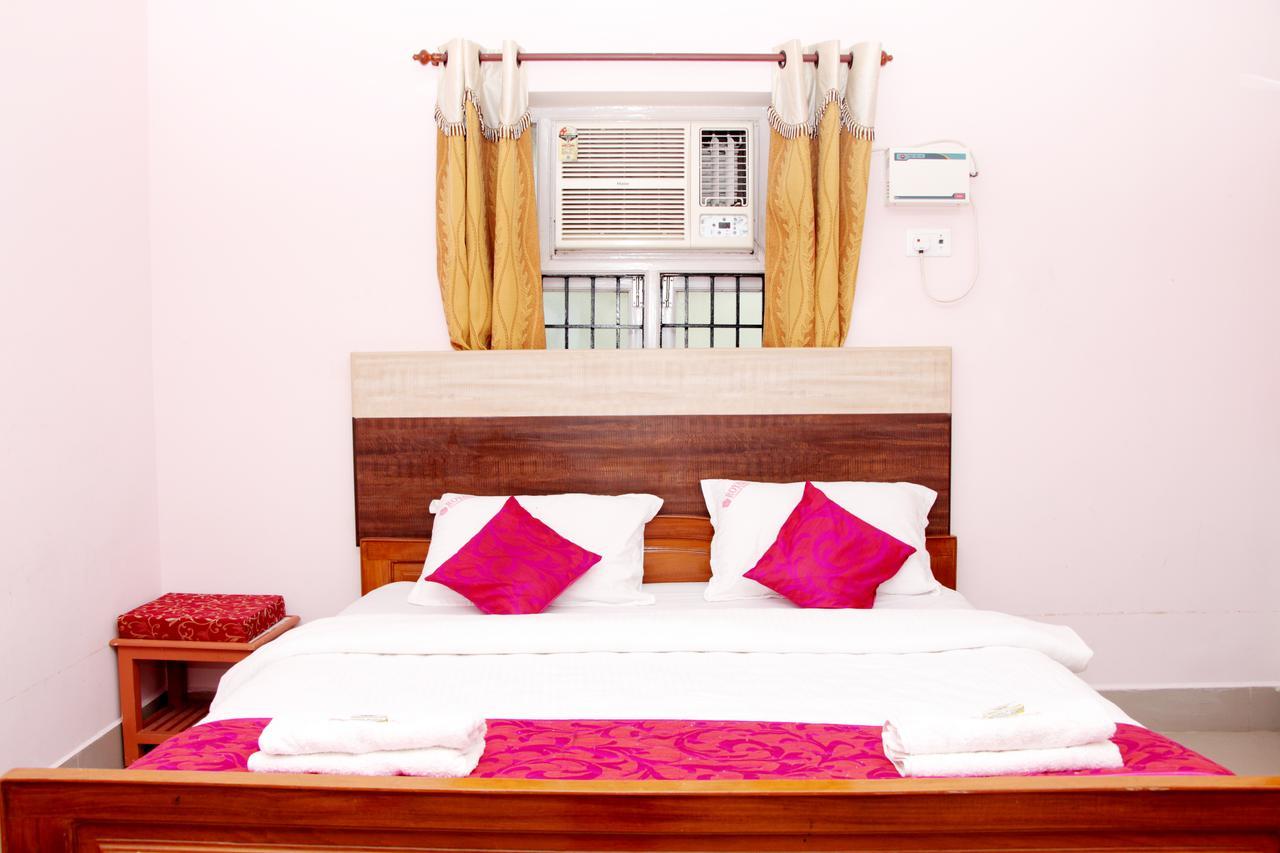 Royal Grand Days Hotel Chennai Exterior photo
